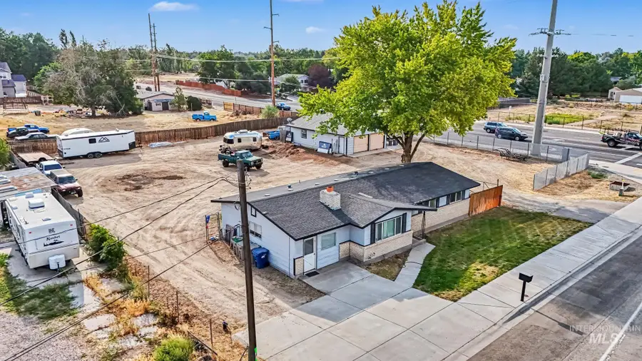 2944 S Cloverdale Rd, Boise, ID 83709 - #2