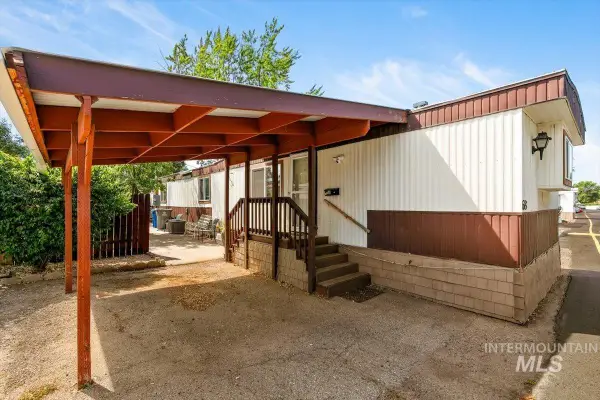 915 S Curtis Rd Trlr 68 #68, Boise, ID 83705