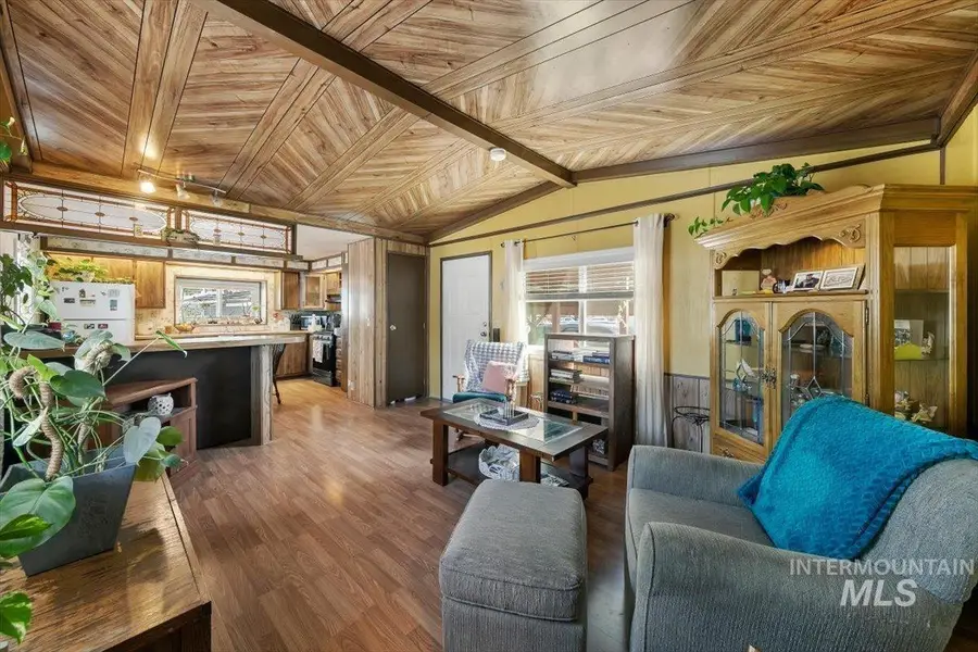 915 S Curtis Rd Trlr 68 #68, Boise, ID 83705 - #3