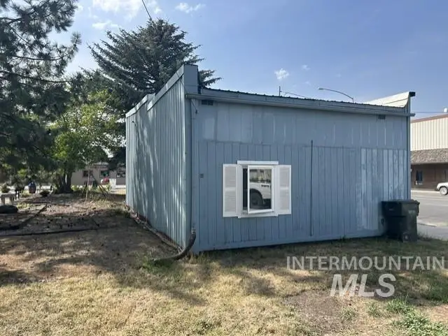 506 4th Ave, Nezperce, ID 83543 - #3