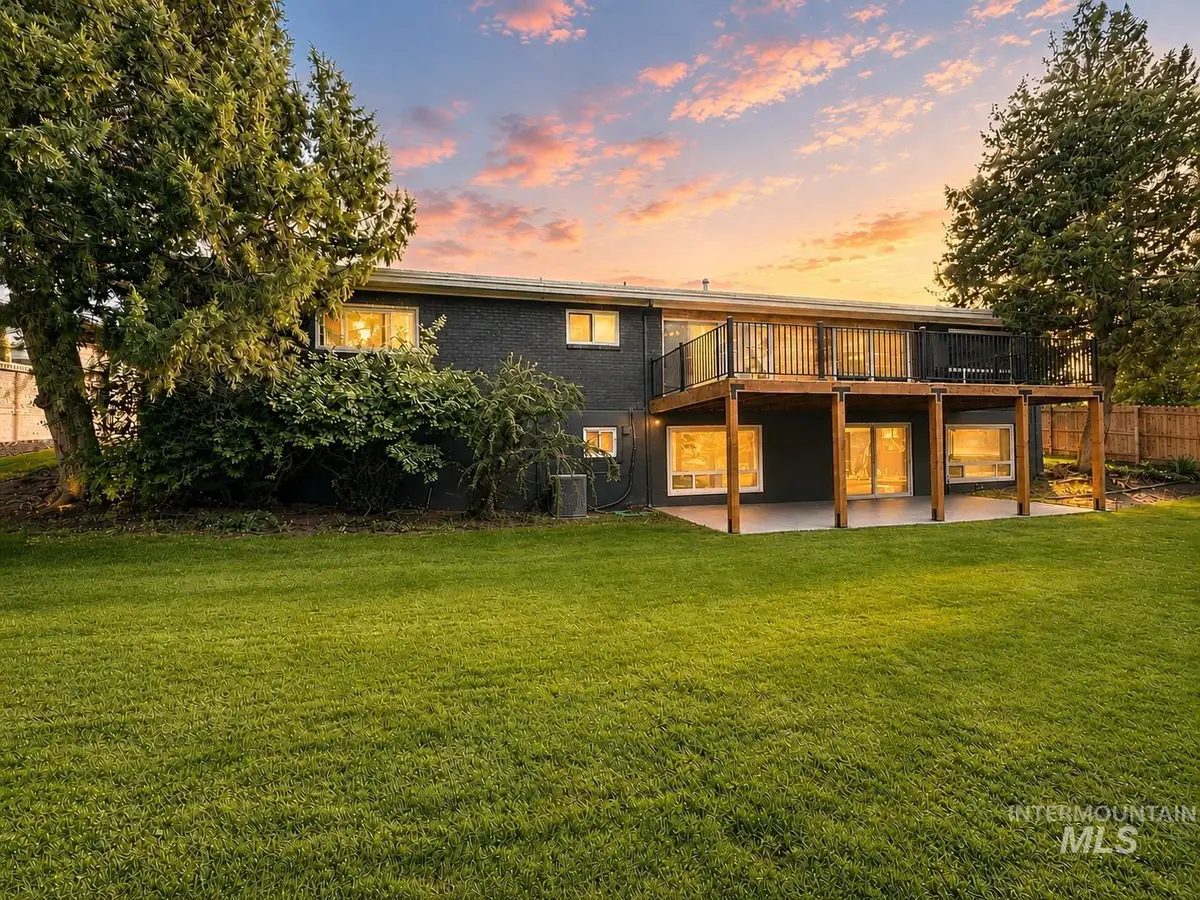 5100 W Bel Air St, Boise, ID 83705 - #1