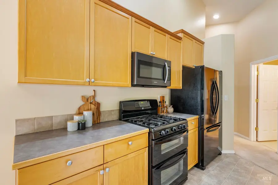 5058 Partagas Ave, Boise, ID 83703 - #2