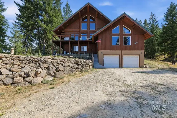 20 Homestead Dr, Boise, ID 83716