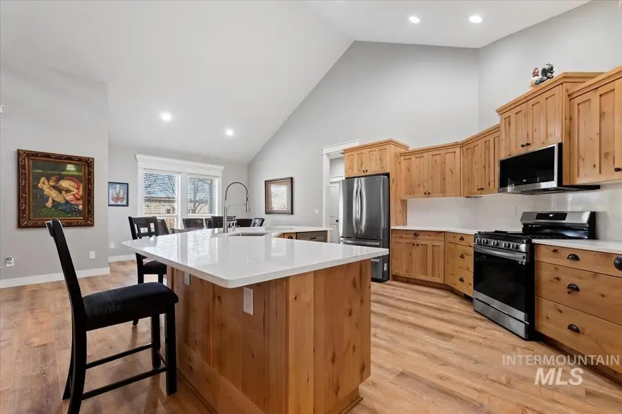 742 W Caine St, Meridian, ID 83646 - #3