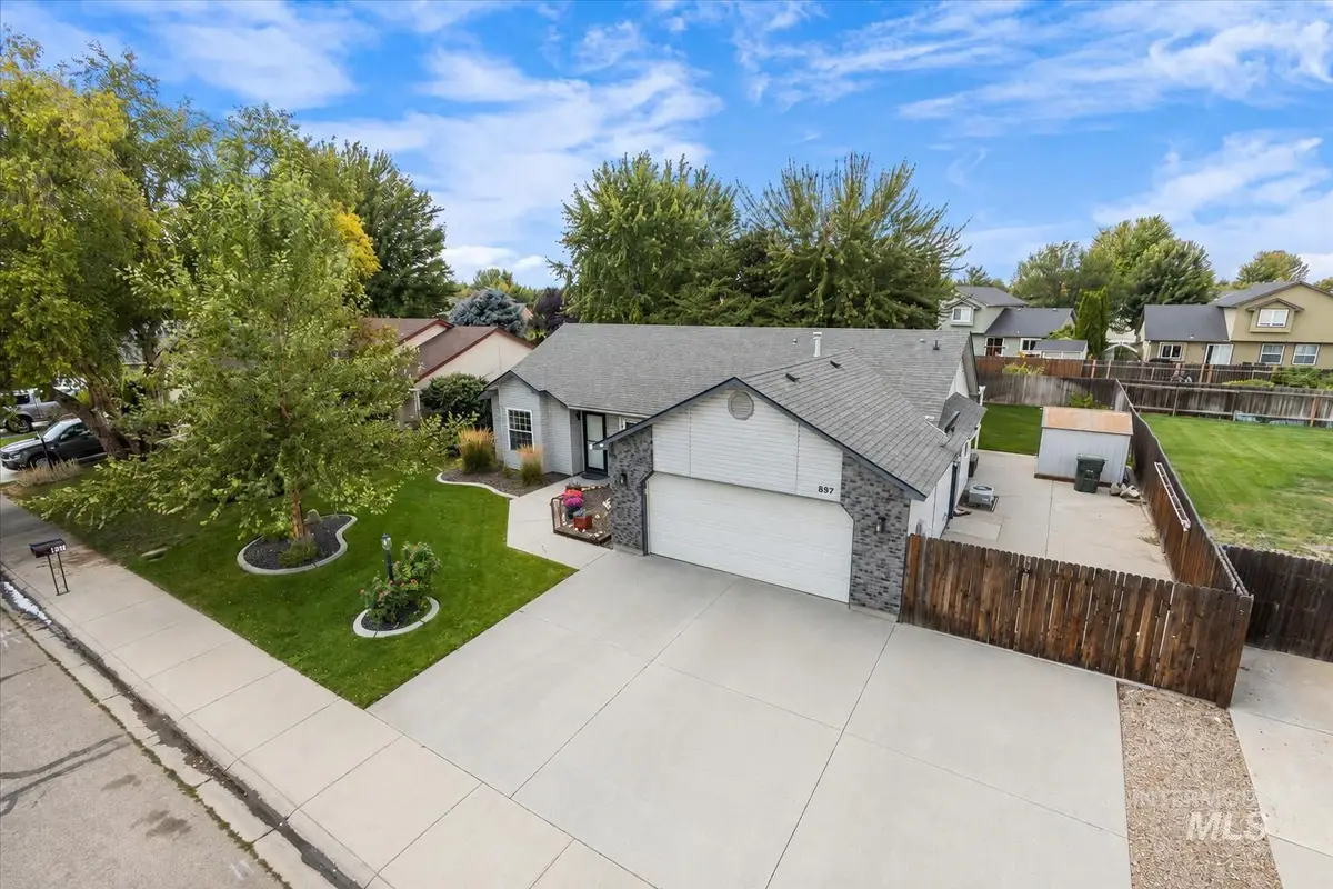 897 S Pelican Way, Meridian, ID 83642 - #1