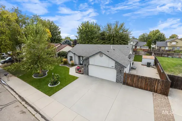 897 S Pelican Way, Meridian, ID 83642