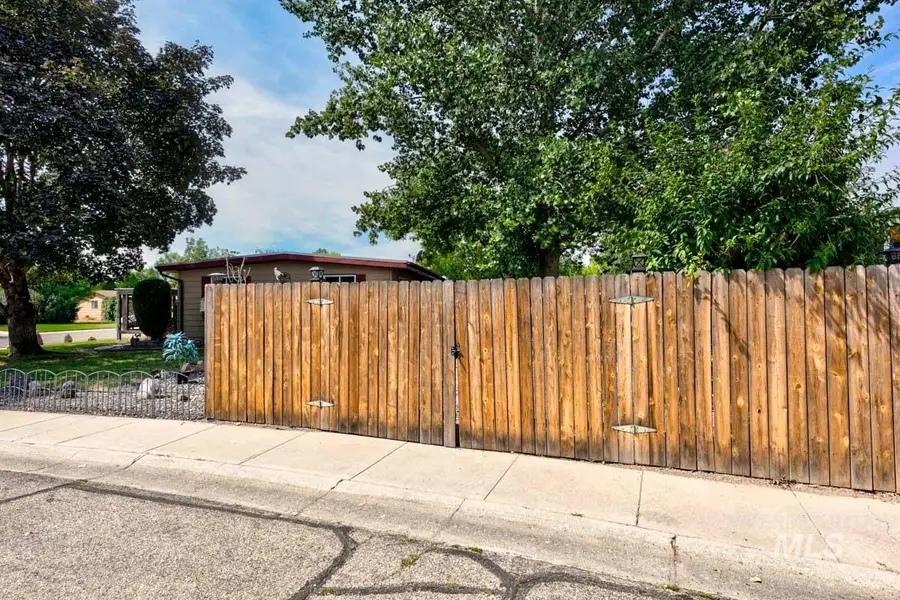 6302 W Dorian St, Boise, ID 83709 - #3