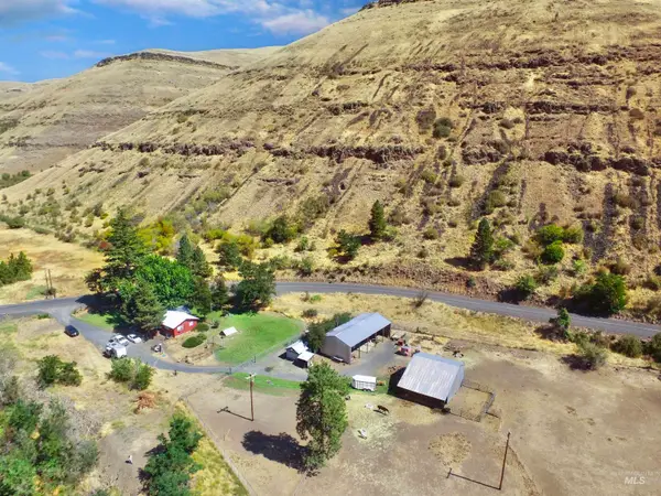 1920 Tucannon Road, Pomeroy, WA 99347
