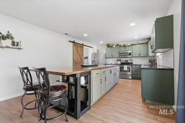 19098 Kenney Way, Caldwell, ID 83605