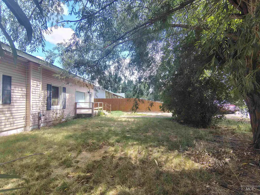 61 Cherry St, Ashton, ID 83420 - #3