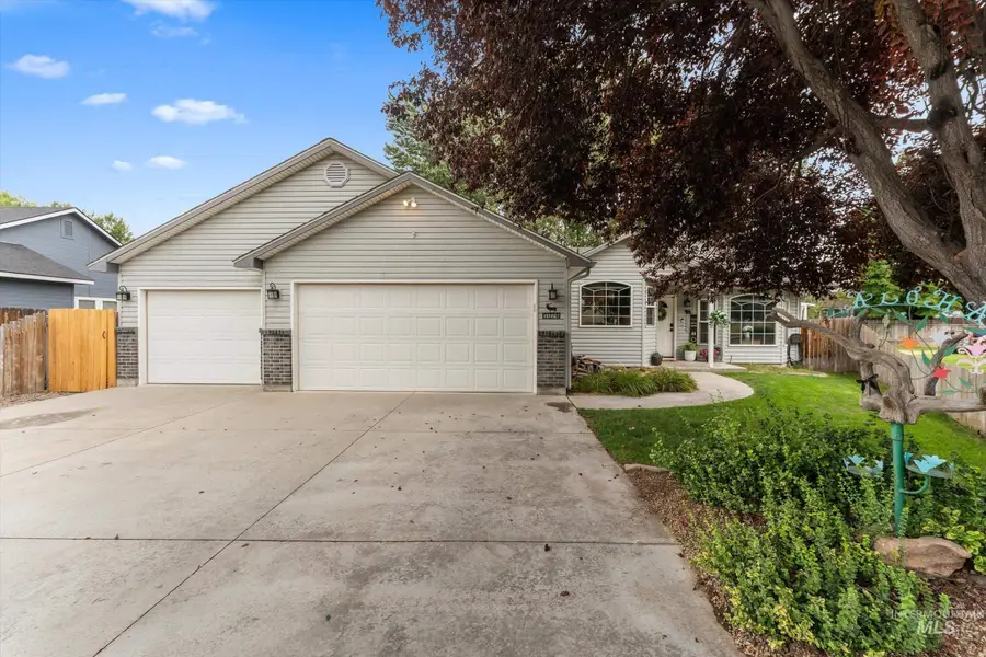 1074 N Clara Ave, Meridian, ID 83642 - #2