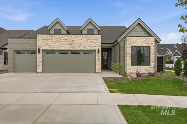 1946 E Adler Hof St, Meridian, ID 83642