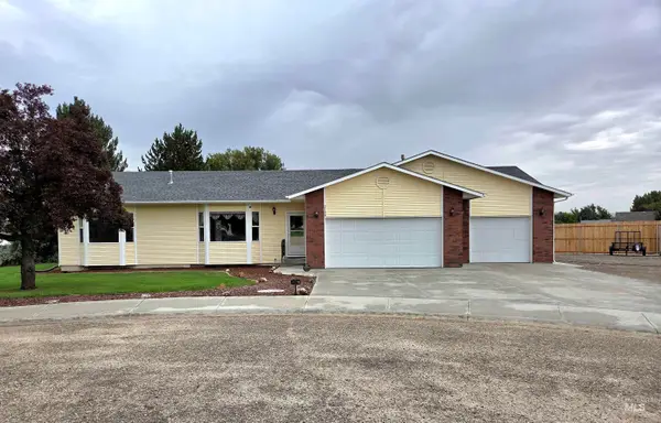 2188 Greenbrier Dr, Emmett, ID 83617