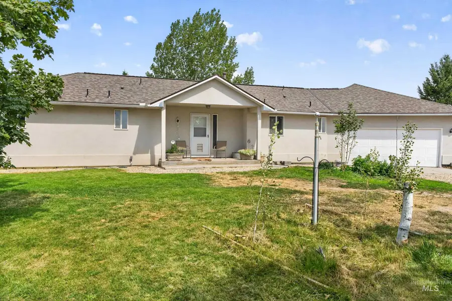 334 E Danskin Dr, Boise, ID 83716 - #3