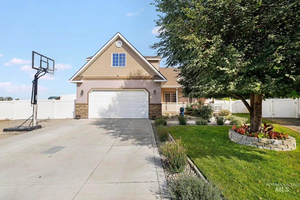 2213 Alex Dr, Filer, ID 83328 - #1