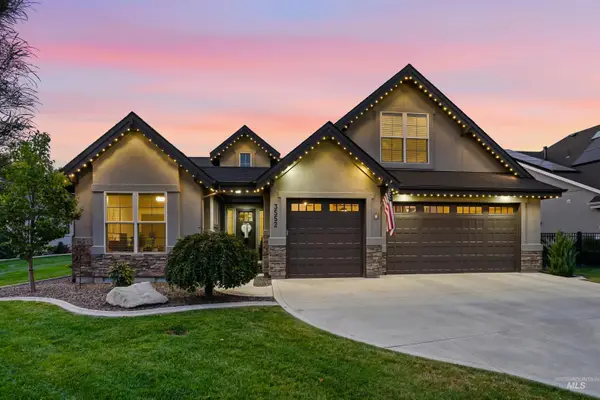 3552 W Star Hollow Dr, Meridian, ID 83646