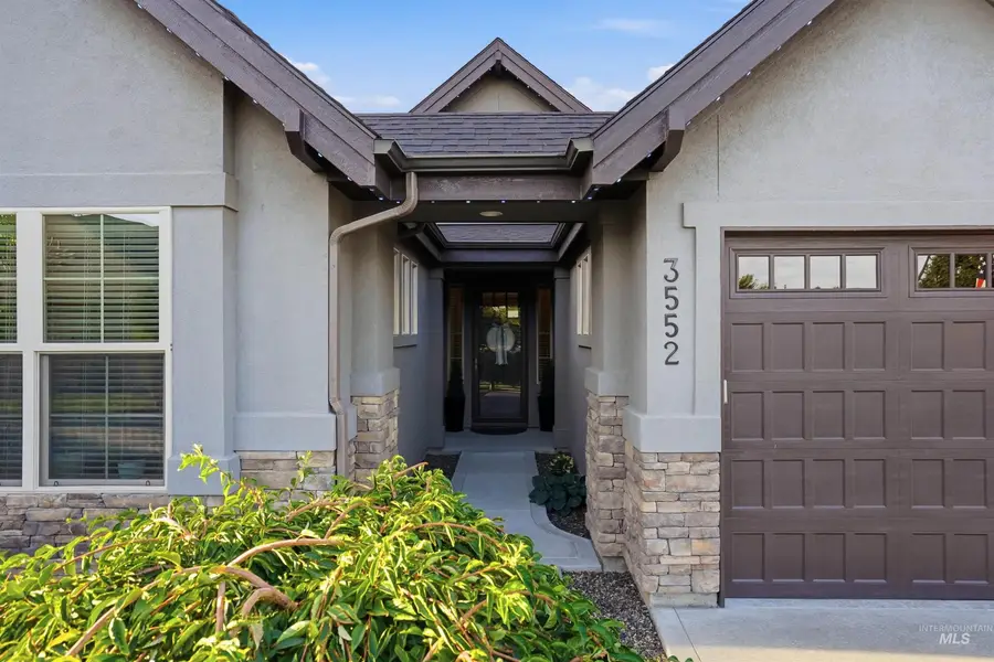 3552 W Star Hollow Dr, Meridian, ID 83646 - #3