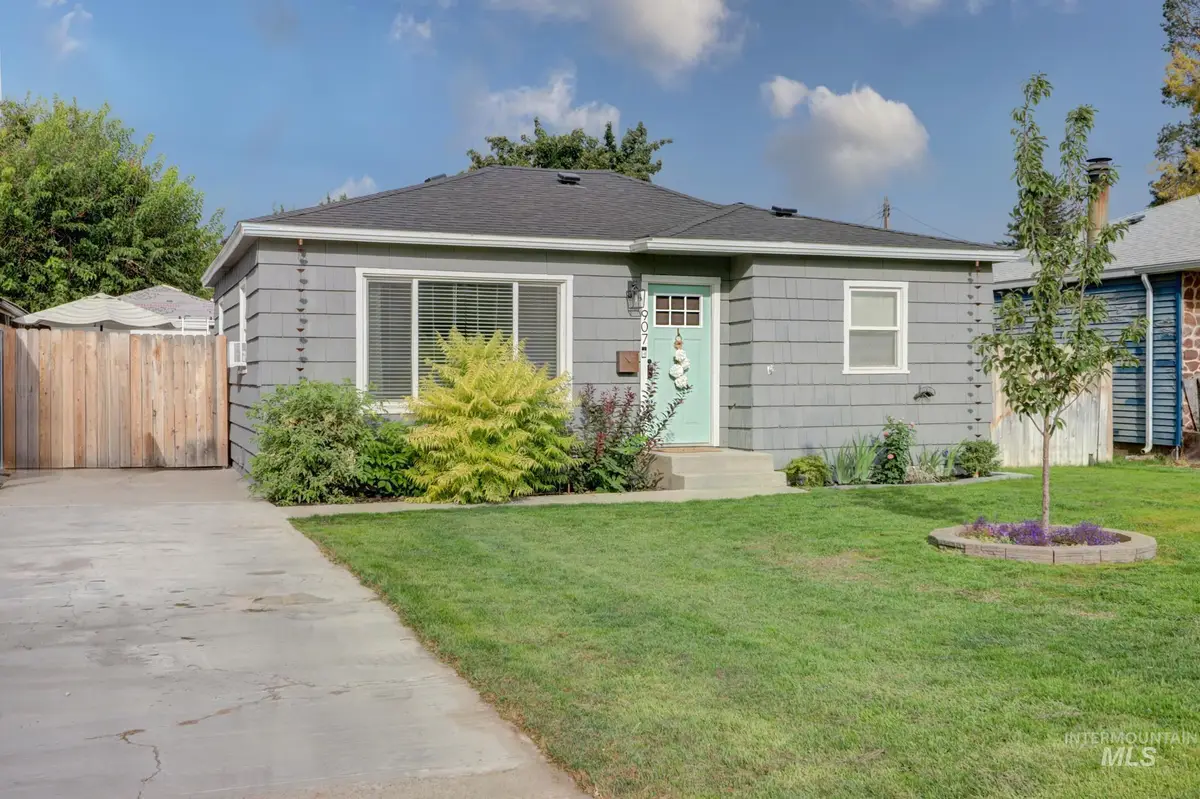 907 S Florence St, Nampa, ID 83686 - #1