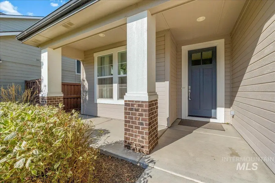 5915 N Vicenza Ave, Meridian, ID 83646 - #2