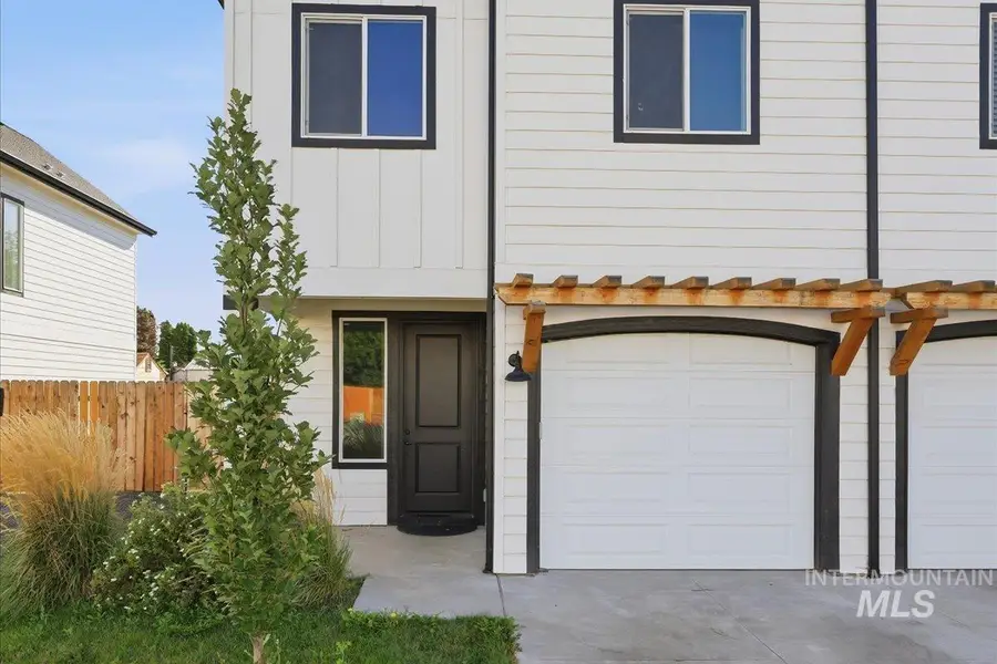 108 N Trifecta Lane, Nampa, ID 83651 - #3