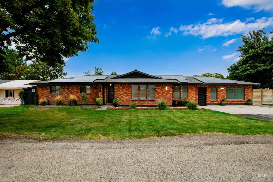 401 Fletcher Drive, Nampa, ID 83686 - #2