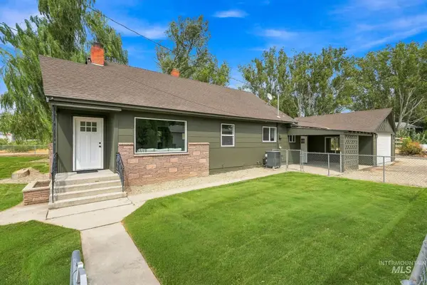 1004 South Holly Street, Nampa, ID 83687
