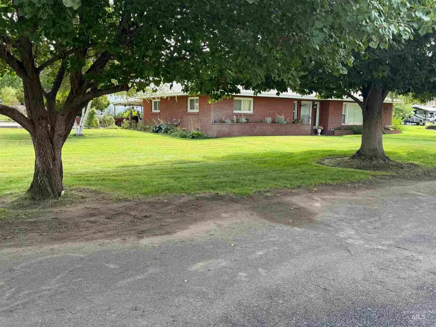 571 N 3rd. Ave., Hagerman, ID 83332 - #2