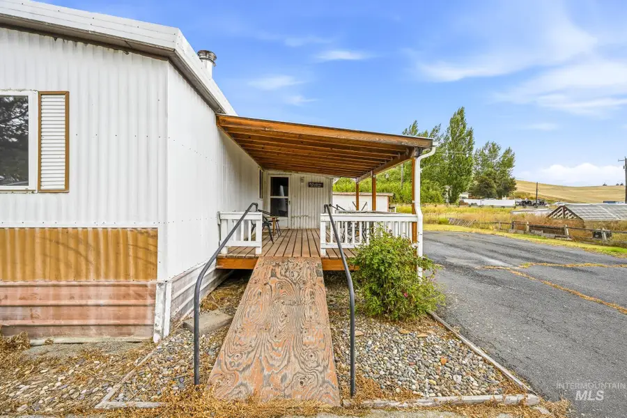 1024 Juliene Way, Moscow, ID 83843 - #2