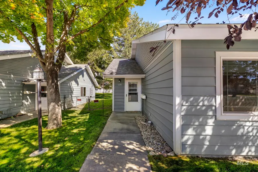 513 Union Ave, Filer, ID 83328 - #3