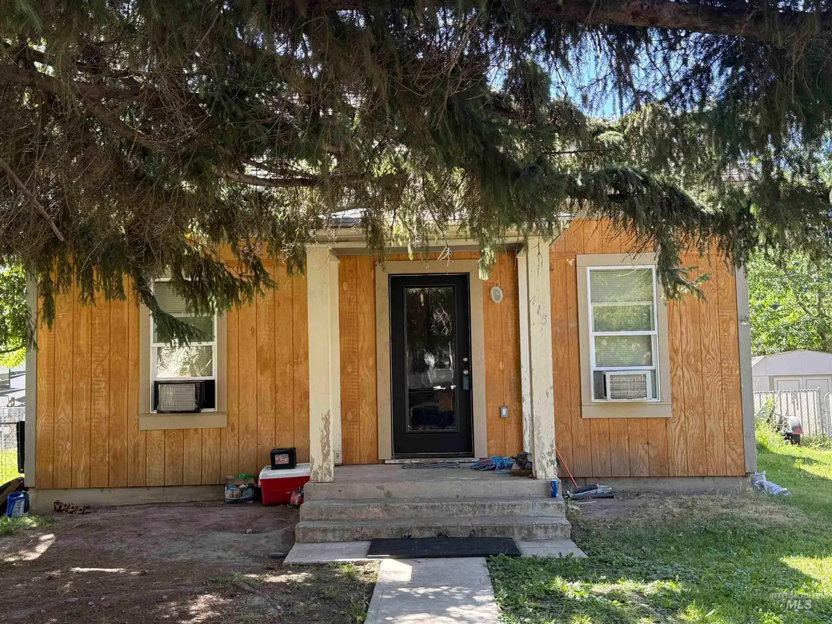415 N Birch St, Shoshone, ID 83352 - #1