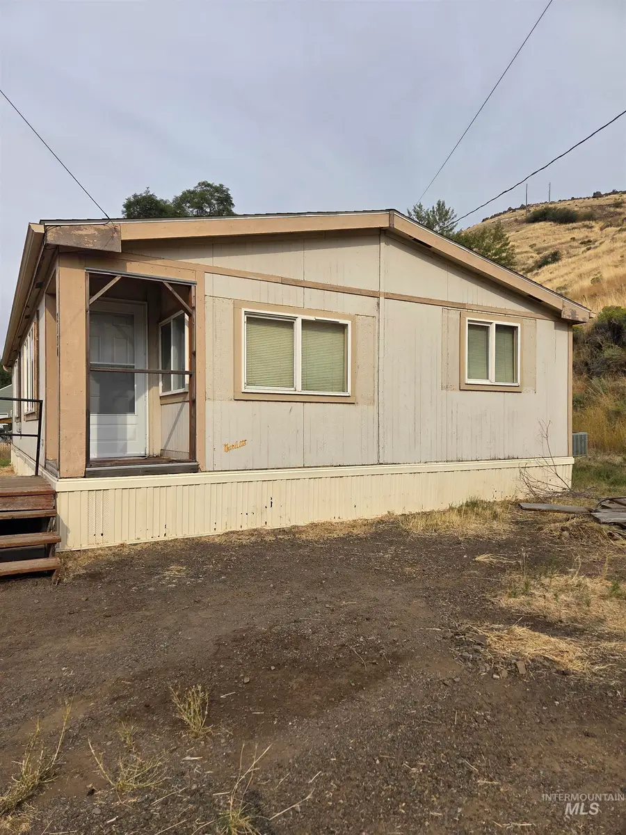 2130 Pataha Street, Pomeroy, WA 99347 - #2