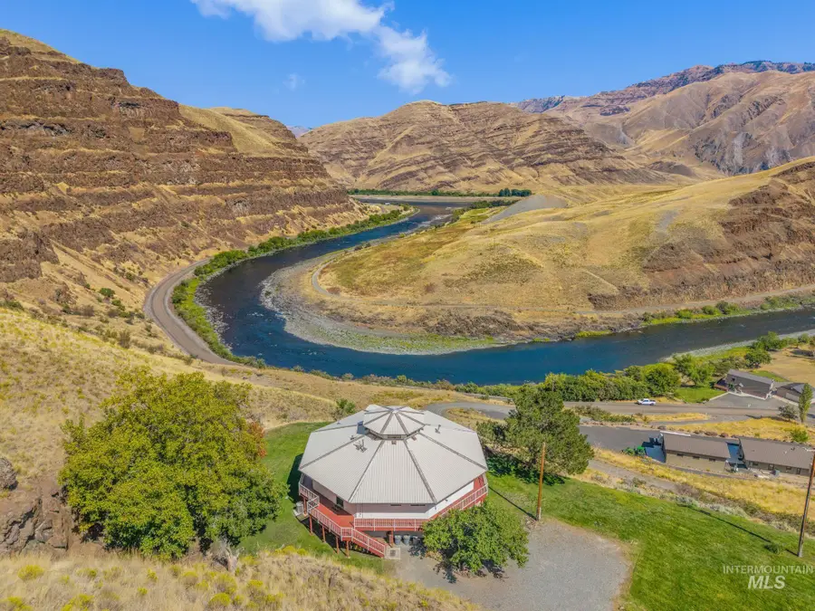 37896 Snake River Rd, Asotin, WA 99402 - #2