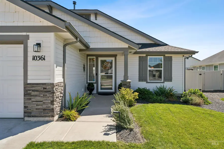 10361 Blackpool Ridge St, Nampa, ID 83687 - #2