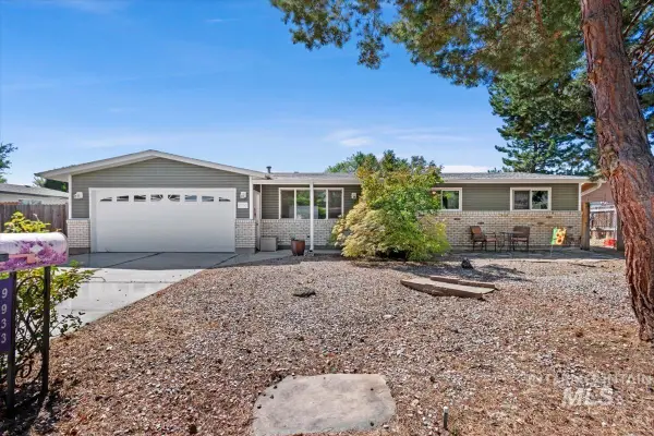9933 W Tudor Dr, Boise, ID 83704
