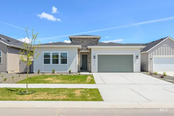 2585 N Hazelhurst Way, Star, ID 83669