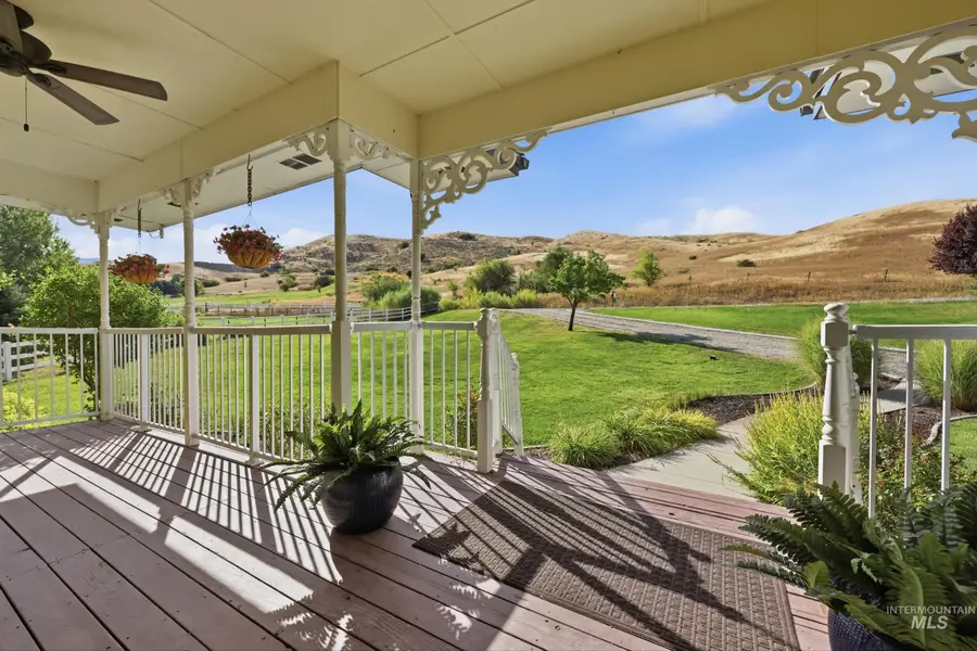 26 Maria Dr, Horseshoe Bend, ID 83629 - #2