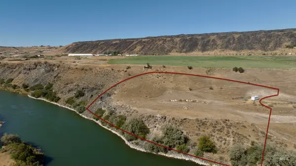 391 Rapid River Ct, Bliss, ID 83314