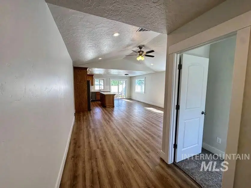 52 Sunset Dr, Ontario, OR 97914 - #3
