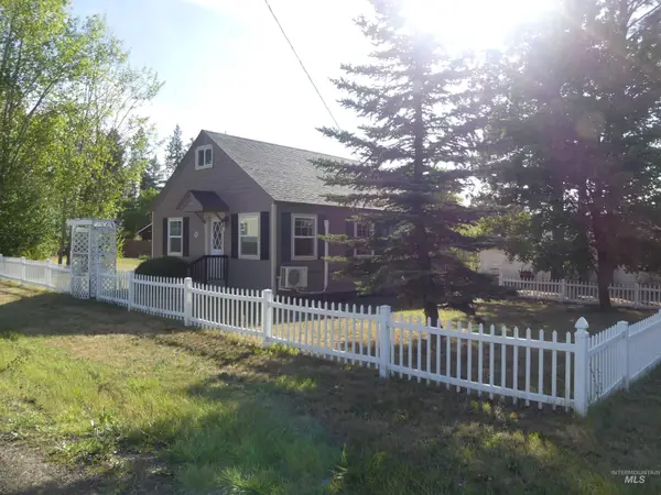 321 Spaulding Ave, Winchester, ID 83555