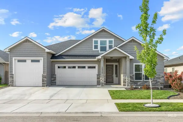 2934 E Murchison St, Meridian, ID 83642