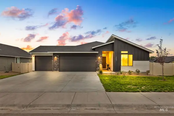 727 Morrow St, Mountain Home, ID 83647