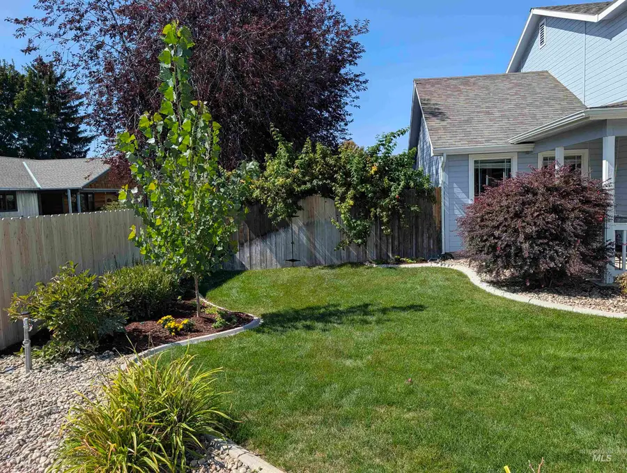 3389 N Yellow Peak, Meridian, ID 83646 - #2