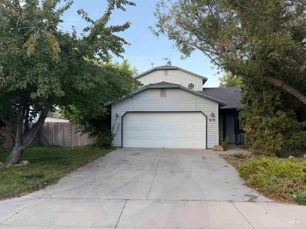 618 E Trail Creek Dr, Nampa, ID 83686