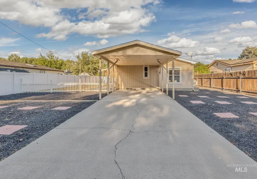1807 Allen Ave., Fruitland, ID 83619 - #3