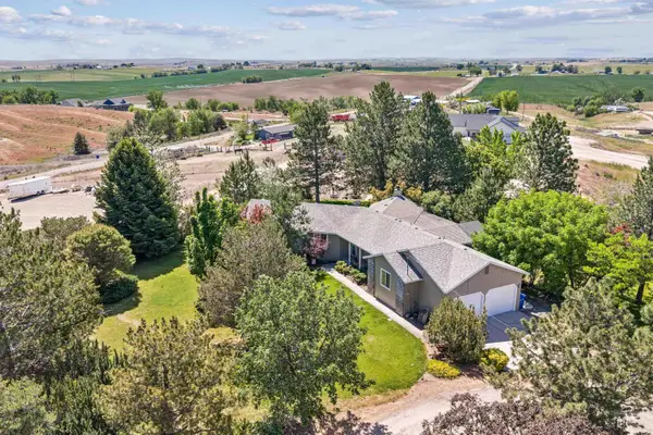 1925 Glenway Ave, Fruitland, ID 83619