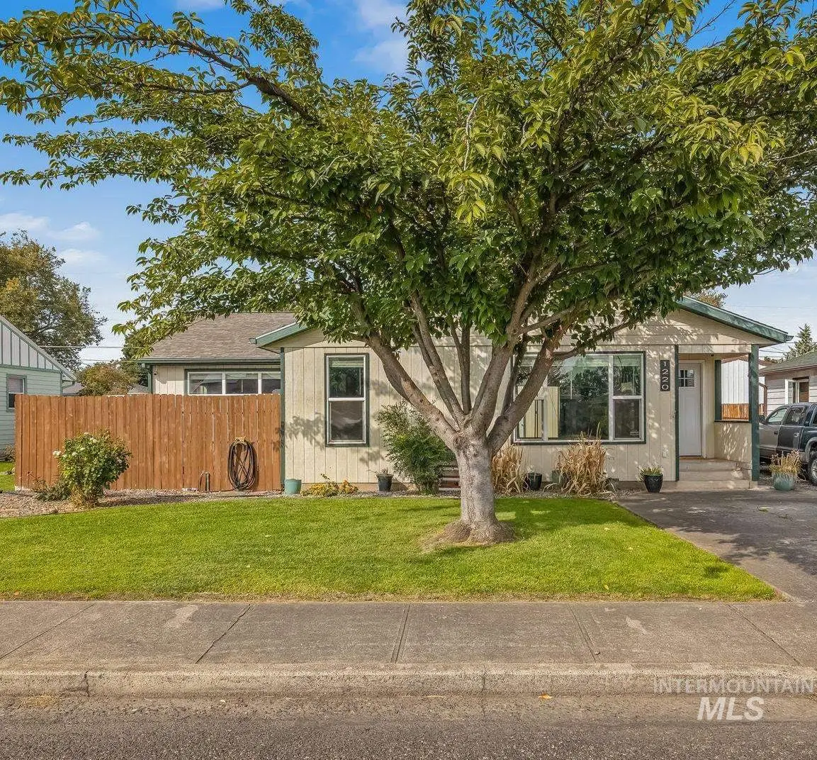 1220 4th St, Clarkston, WA 99403 - #1