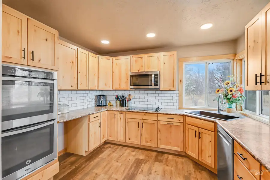 136 S 100 W, Rupert, ID 83350 - #2