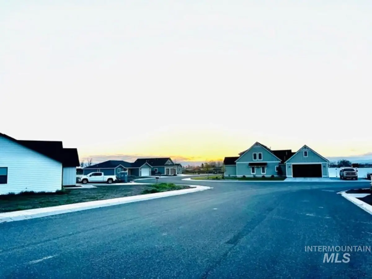 608 & 680 Biscotti Loop, Heyburn, ID 83336 - #1