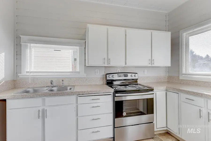 2320-2322 E Dewey Ave, Nampa, ID 83686 - #2