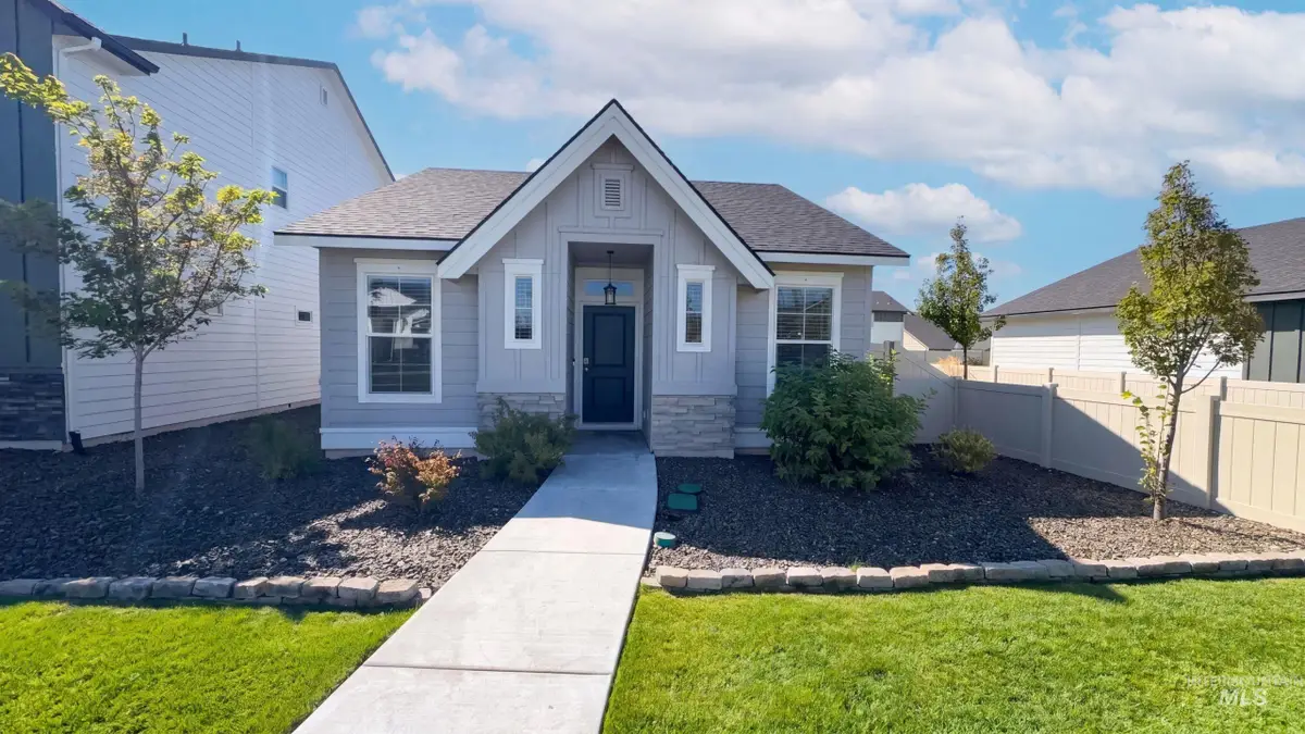 4998 W Thornapple Dr, Meridian, ID 83646 - #1